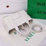 2024年秋冬1月4日人気新品入荷Bottega Veneta バッグqb工場25*16*8