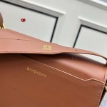 2024年6月5日人気新作入荷GIVENCHY バッグqb工場23*14*8CM