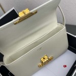 2024年6月5日人気新作入荷 CELINE バッグqb工場20*11cm