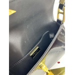 2024年6月5日人気新作入荷 PRADA バッグqb工場24x高11x底4