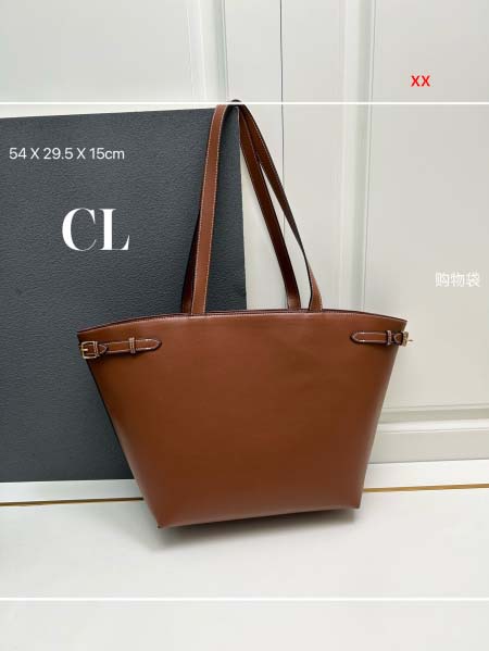 2024年8月1日新品入荷CELINEバッグ XX工場 SIZE:54 X 29.5 X 15cm