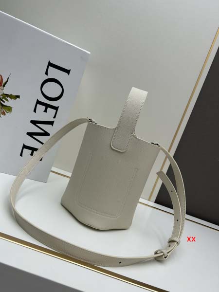 2024年8月1日新品入荷LOEWE バッグ XX工場 SIZE:16-16-19.5cm