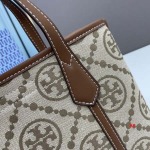 2024年8月1日新品入荷 TORY BURCH ブランドバッグ XX工場SIZE:25-22-12