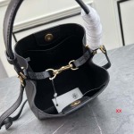 2024年8月1日新品入荷TORY BURCH ブランドバッグ XX工場 SIZE:20-19-12