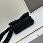 2024年8月1日新品入荷LOEWE ブランドバッグ XX工場 SIZE:20-6-13 CM