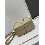 2024年8月1日新品入荷PRADA ブランドバッグ XX工場 SIZE:25x19x11cm