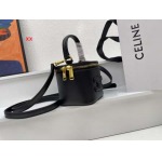 2024年8月1日新品入荷CELINE バッグ XX工場 SIZE:9.5 X 8 X 9