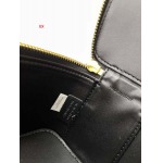 2024年8月1日新品入荷CELINE バッグ XX工場 SIZE:9.5 X 8 X 9