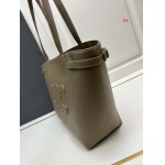 2024年8月1日新品入荷CELINE バッグ XX工場 SIZE:54 X 29.5 X 15cm