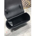 2024年8月1日新品入荷ヴェルサーチバッグ XX工場 SIZE:16-6-12CM