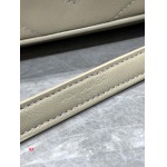 2024年8月1日新品入荷イヴサンローランバッグ XX工場 SIZE:22*16.5*7.5CM