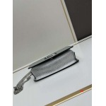 2024年8月1日新品入荷VALENTINO バッグ XX工場 SIZE:19×6×10.5cm