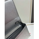 2024年8月1日新品入荷VALENTINO バッグ XX工場 SIZE:19×6×10.5cm