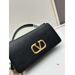 2024年8月1日新品入荷VALENTINO バッグ XX工場 SIZE:19×6×10.5cm