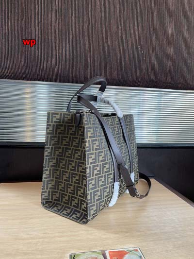 2024年高品質早秋新作入荷 FENDI バッグ wp工場size:40*20*35