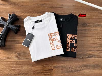 2024年8月23日秋冬高品質新作入荷 FENDI 半袖 Tシャツ duw工場