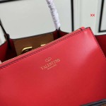 2024年8月1日新品入荷VALENTINO バッグ XX工場 SIZE:41.*25*18cm