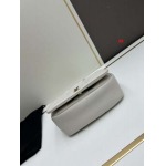 2024年8月1日新品入荷イヴサンローラン バッグ XX工場 SIZE:20×12×7cm