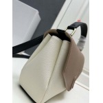 2024年8月2日新品入荷FURLAバッグ XX工場 SIZE:25X17X9.5CM