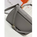 2024年8月2日新品入荷FURLAバッグ XX工場 SIZE:25X17X9.5CM