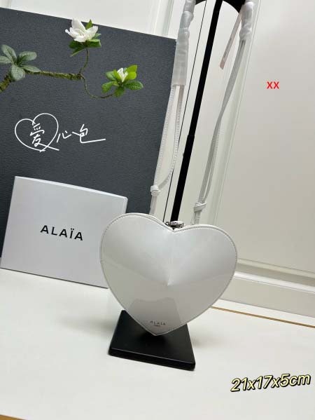 2024年8月2日新品入荷ALAIA Coeur bagバッ...