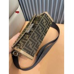 2024年高品質早秋新作入荷 FENDI バッグ wp工場size:22*13*6.5