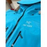 2024年8月22日秋冬高品質新作入荷ARCTERYX 突撃衣  GUST工場