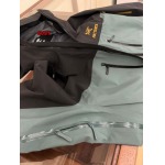 2024年8月22日秋冬高品質新作入荷ARCTERYX 突撃衣  GUST工場