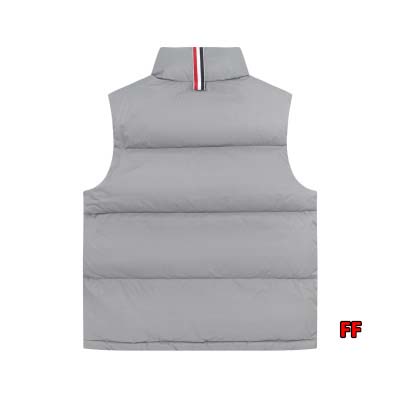 2024年9月5日早秋新品入荷 THOM BROWNE ベスト FF工場