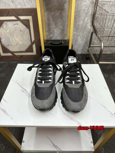 2024年10月7日早秋新品入荷 DSQUARED2 スニーカー dam工場38-46