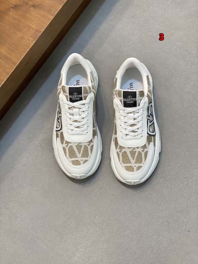 2024年9月29日早秋原版復刻新品入荷 VALENTINO...