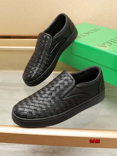 2024年10月8日早秋新品入荷Bottega Veneta スニーカー DAM工場