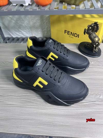 2024年10月8日早秋新品入荷 FENDI  スニーカー YUHE工場