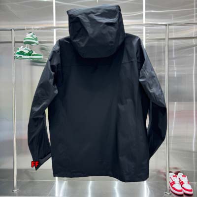 2024年10月11日秋冬新品入荷ARCTERYX 突撃衣  FF工場