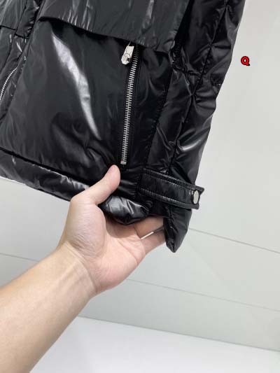 2024年10月18日秋冬高品質新品入荷PRADA 綿入れの服ベスト Q工場