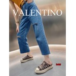 2024年10月8日早秋高品質新品入荷 VALENTINO スニーカー DAM工場35-45