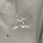 2024年10月11日秋冬新品入荷ARCTERYX 突撃衣  FF工場