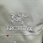 2024年10月11日秋冬新品入荷ARCTERYX 突撃衣  FF工場