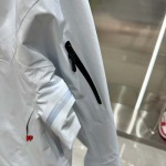 2024年10月11日秋冬新品入荷ARCTERYX 突撃衣  FF工場