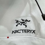 2024年10月11日秋冬新品入荷ARCTERYX 突撃衣  FF工場