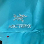 2024年10月11日秋冬新品入荷ARCTERYX 突撃衣  FF工場