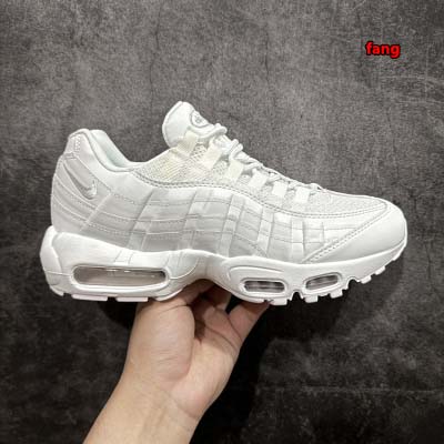 2024年10月16日秋冬新品入荷 NIKE ナイキ スニー...