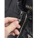 2024年10月18日秋冬高品質新品入荷PRADA 綿入れの服ベスト Q工場