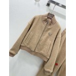 2024年10月21日秋冬高品質新品入荷PRADA 厚手上下セットです KL工場