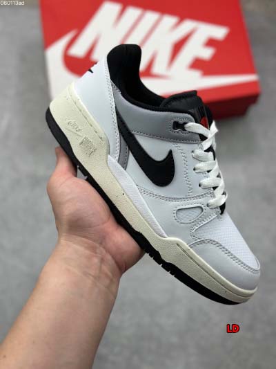 2024年10月22日秋冬新品入荷 NIKE スニーカー L...