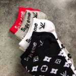 2024年秋冬新品人気 SUPREME  ルイヴィトン靴下一箱4足セット