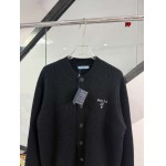 2024年10月28日秋冬新品入荷PRADA セーター アウター FF工場