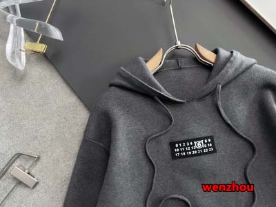 2024年11月19日秋冬高品質新品入荷MM6 Maison Margiela  パーカー wenzh工場