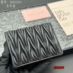 2024年11月1日秋冬新品入荷MIUMIU 財布  zhy工場