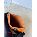 2024年11月1日秋冬新品入荷CELINE カードパック zhy工場